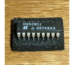 DG 528 CJ ( analoger Multiplexer 8:1 ) #M